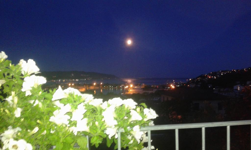 Dreams Guest House La Spezia Exteriör bild